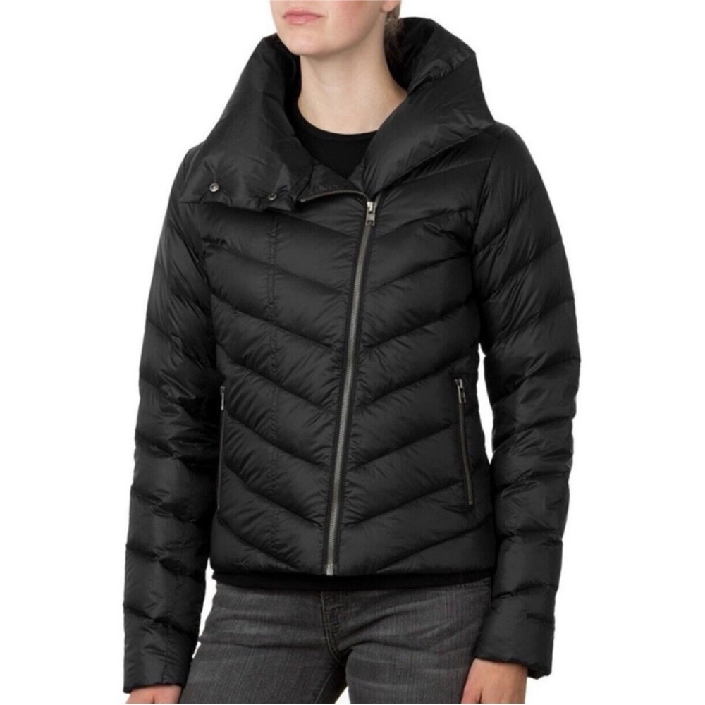 Patagonia Prow Down Jacket (Moto Style) Size Medium M black